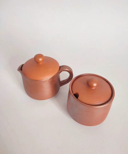 A022: Earthen Milk & Sugar Pot
